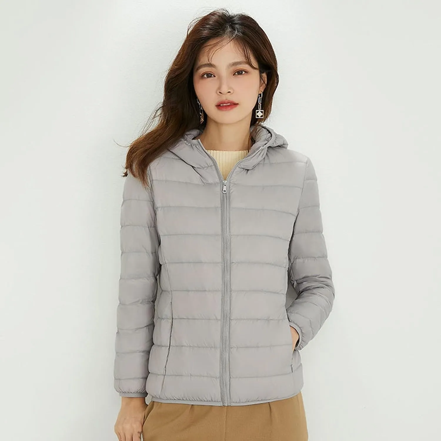 Packable Jackets for Women Lightweight Slim Fit Puffer Jacket Casual Hooded Warm Winter Quilted Down Jacket with Hood